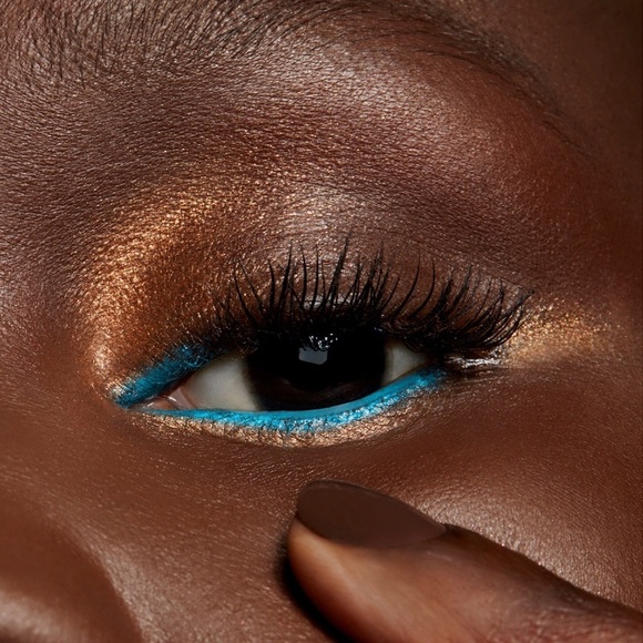 MAC Lustre Eye Shadow Jingle Ball Bronze - Picture 5 of 7